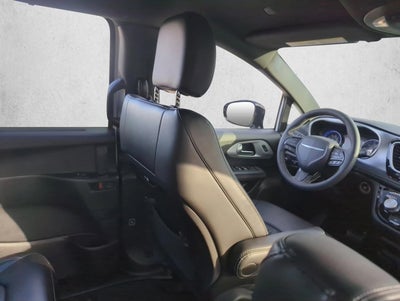 2024 Chrysler Pacifica Touring L FWD