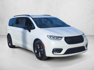 2024 Chrysler Pacifica Touring L FWD