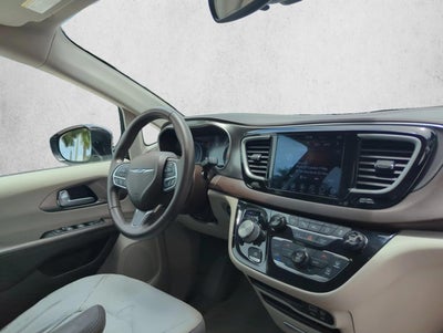 2018 Chrysler Pacifica Touring L FWD