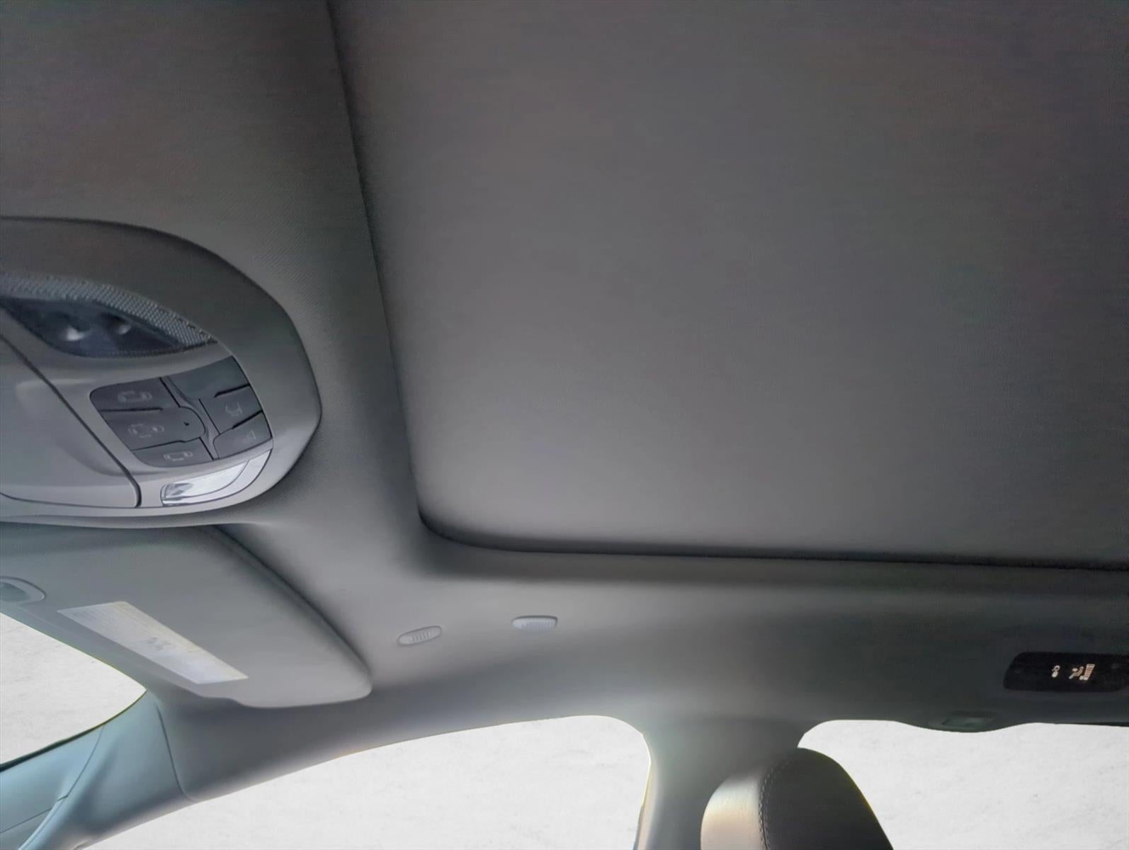 2023 Chrysler Pacifica Hybrid Limited FWD