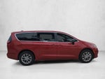 2025 Chrysler Pacifica Select AWD