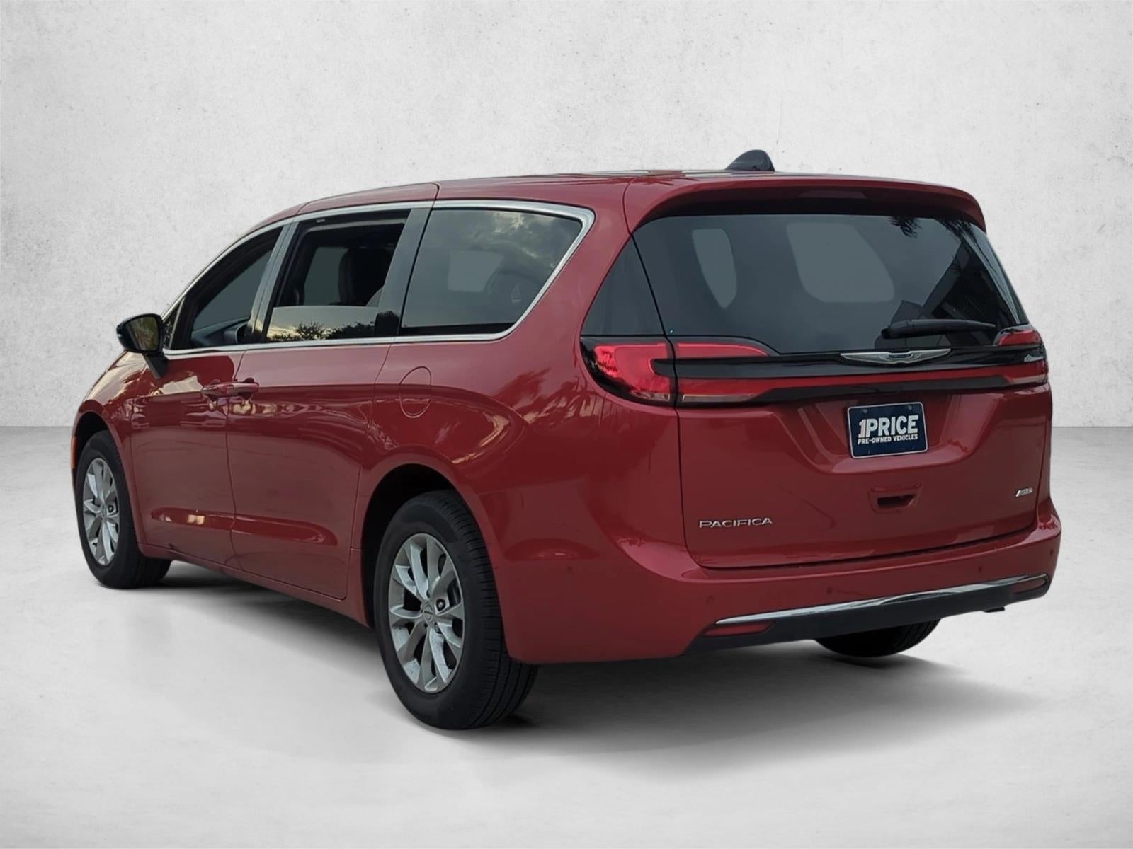 2025 Chrysler Pacifica Select AWD