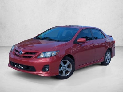 2013 Toyota Corolla 4dr Sdn Auto S (Natl)