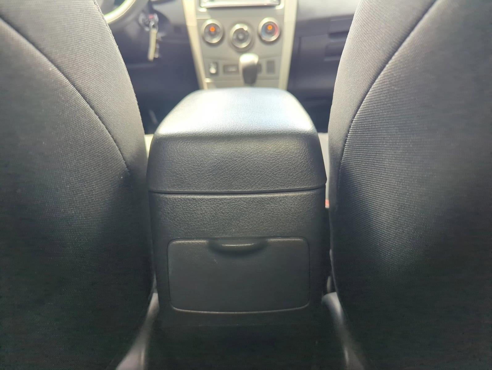 2013 Toyota Corolla 4dr Sdn Auto S (Natl)