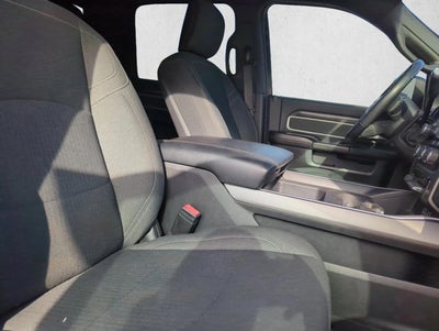 2020 RAM 3500 Big Horn 4x4 Crew Cab 8' Box