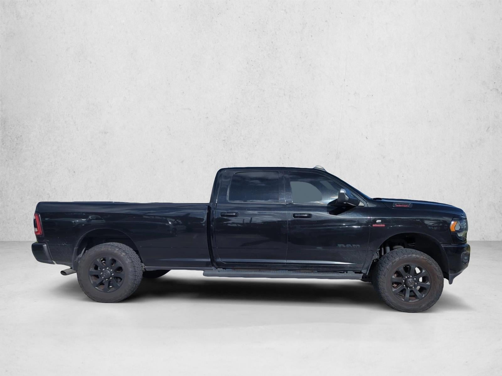 2020 RAM 3500 Big Horn 4x4 Crew Cab 8' Box