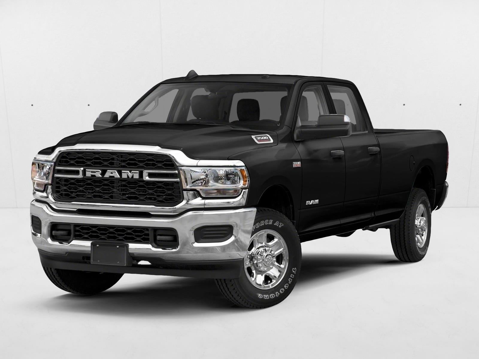 2022 RAM 3500 Tradesman 4x4 Crew Cab 8' Box