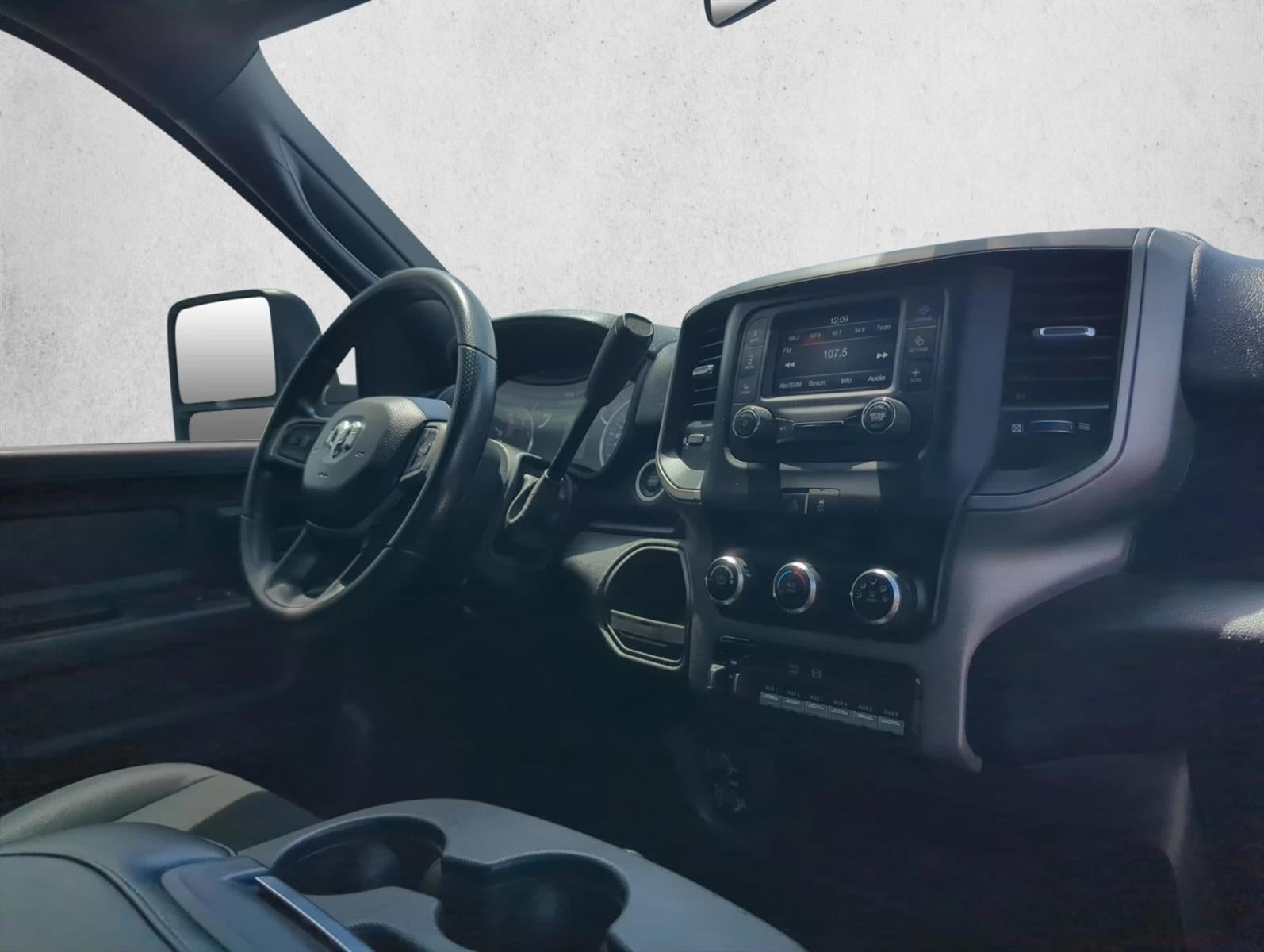 2024 RAM 2500 Tradesman 4x4 Crew Cab 6'4" Box
