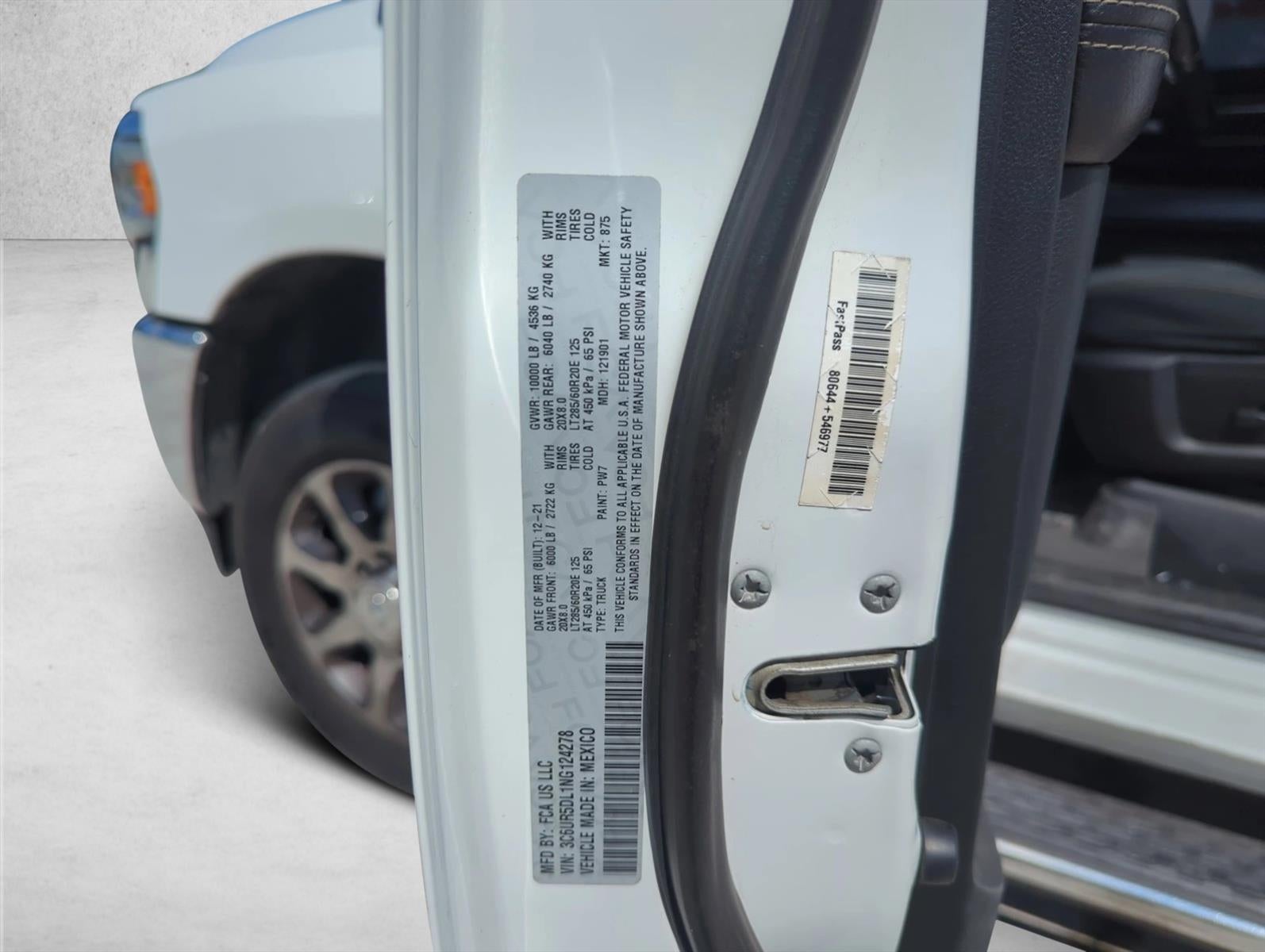 2022 RAM 2500 Lone Star 4x4 Crew Cab 6'4" Box