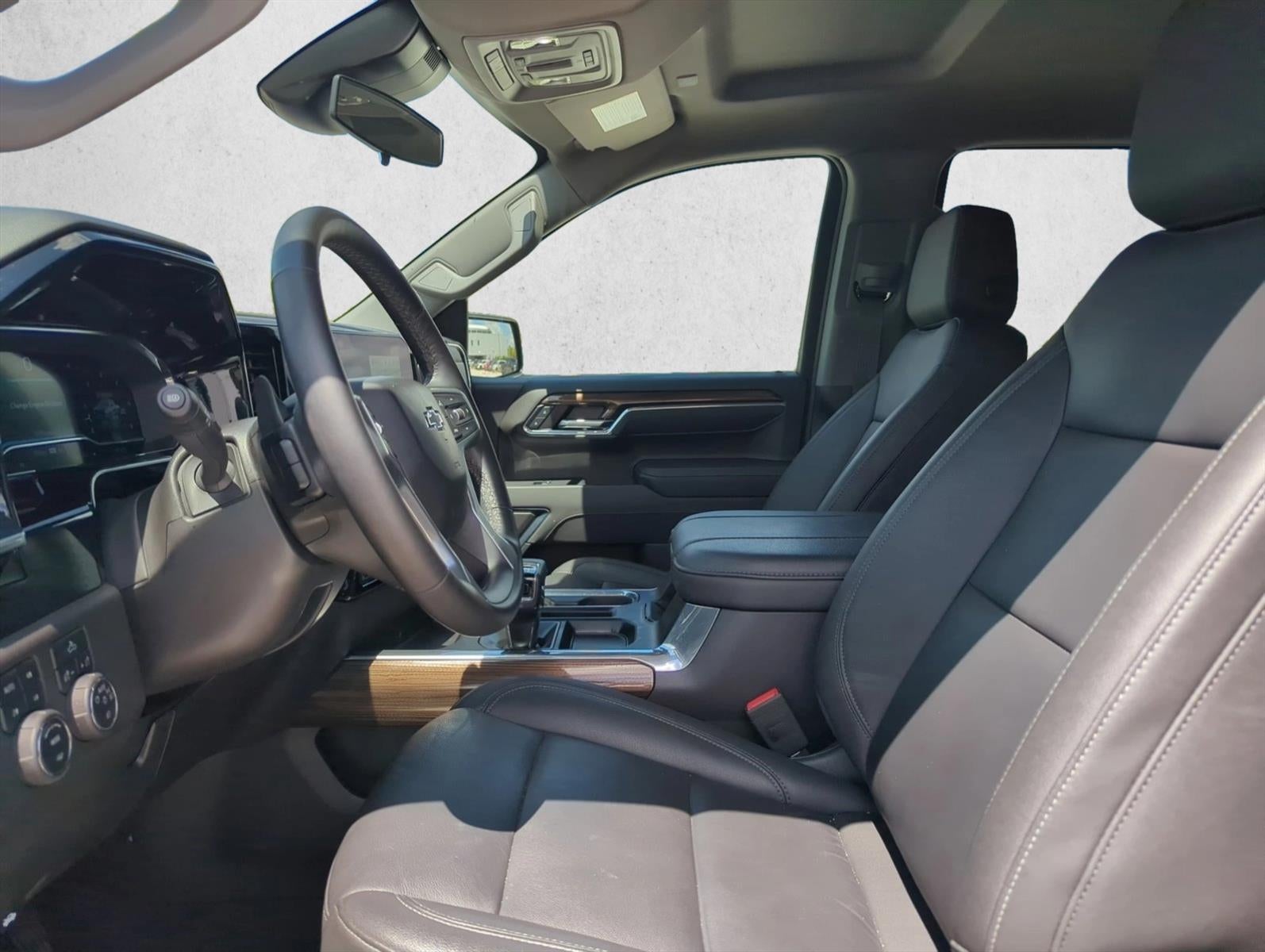 2024 Chevrolet Silverado 1500 Crew Cab Short Box 4-Wheel Drive LT Trail Boss