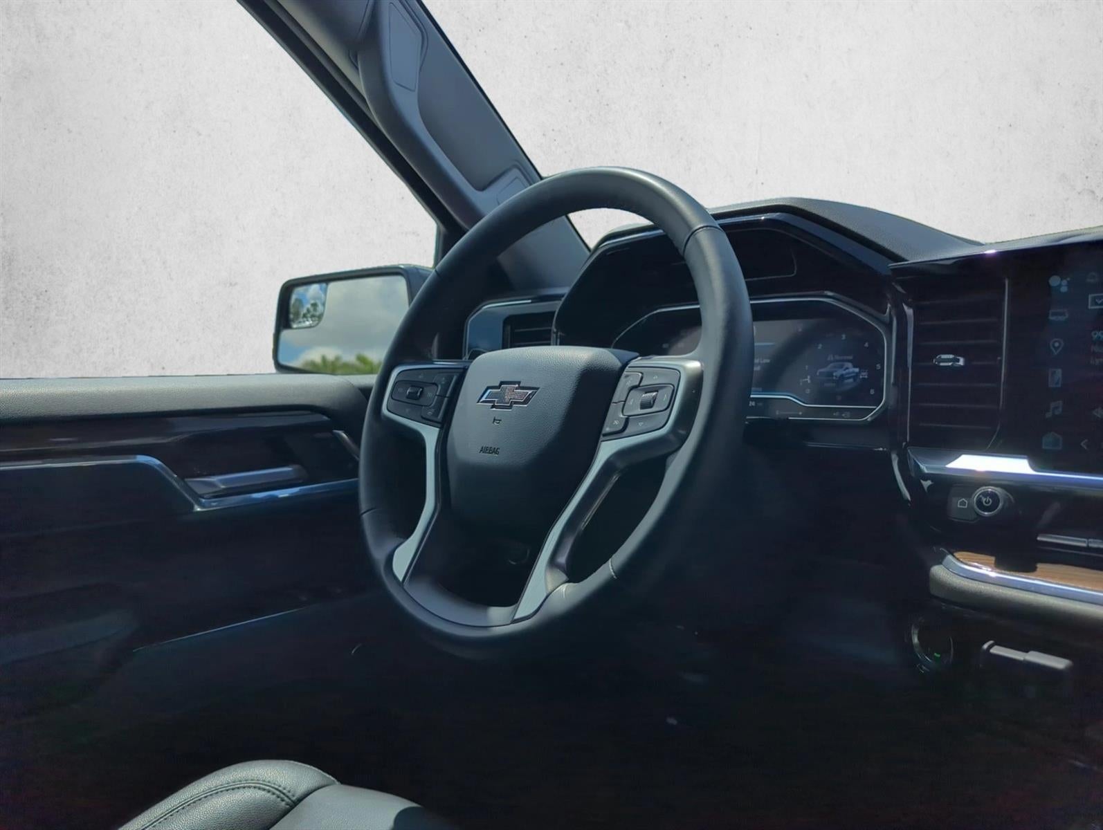 2024 Chevrolet Silverado 1500 Crew Cab Short Box 4-Wheel Drive LT Trail Boss