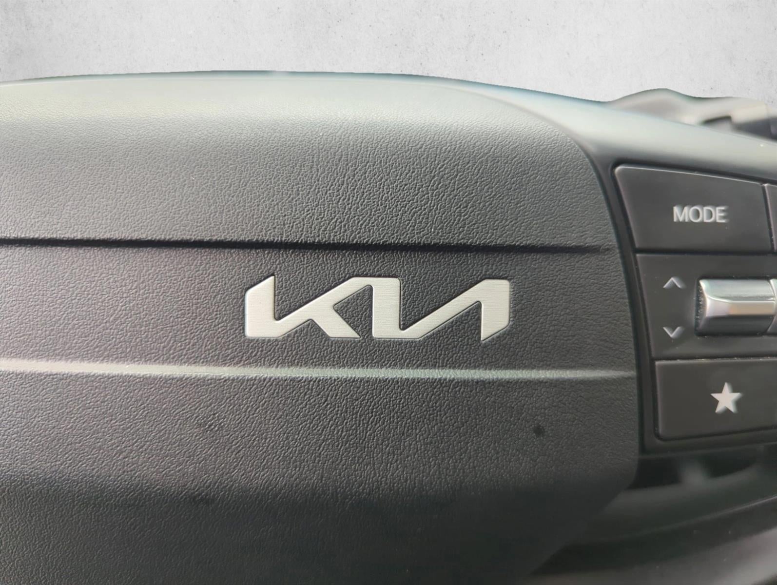 2025 Kia K4 LXS FWD