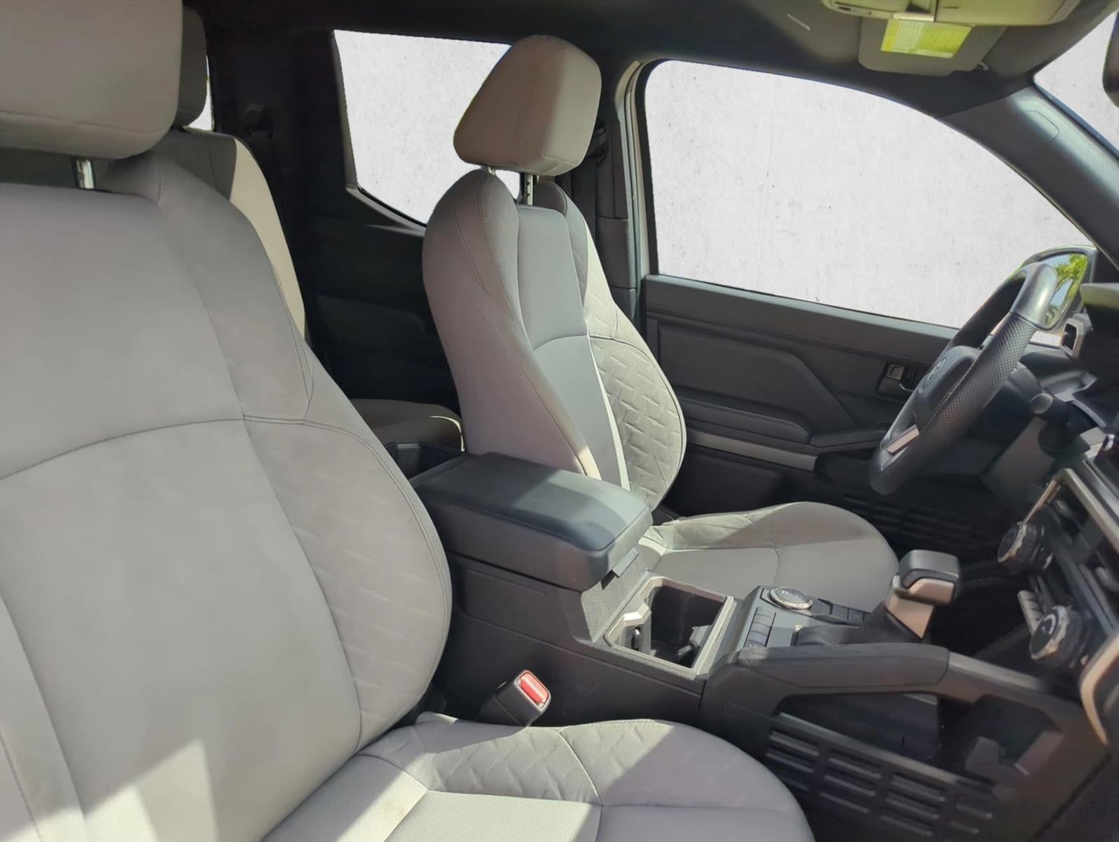 2024 Toyota Tacoma 2WD 2WD SR5 Double Cab 5' Bed AT (Natl)