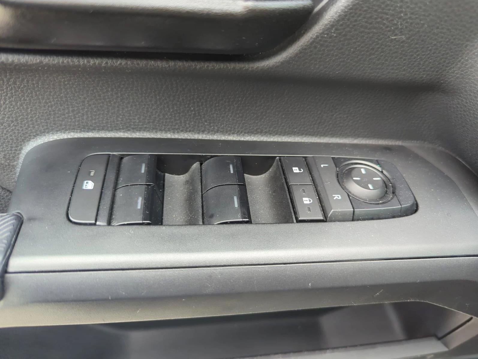 2024 Toyota Tacoma 2WD 2WD SR5 Double Cab 5' Bed AT (Natl)