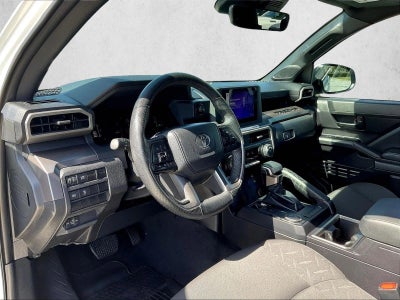 2024 Toyota Tacoma 2WD 2WD SR5 Double Cab 5' Bed AT (Natl)
