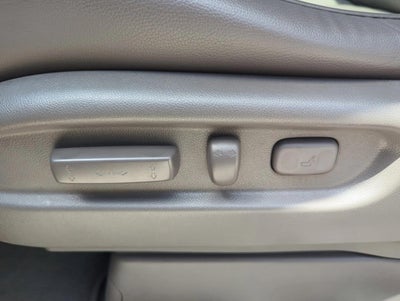 2016 Honda Odyssey Touring Elite with DVD Rear Entertainment System and Navigation