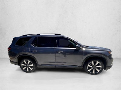 2023 Honda Pilot Touring 2WD