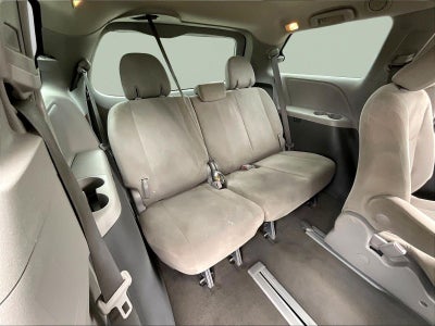 2017 Toyota Sienna L FWD 7-Passenger (Natl)