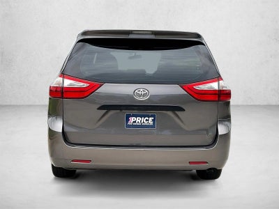 2017 Toyota Sienna L FWD 7-Passenger (Natl)