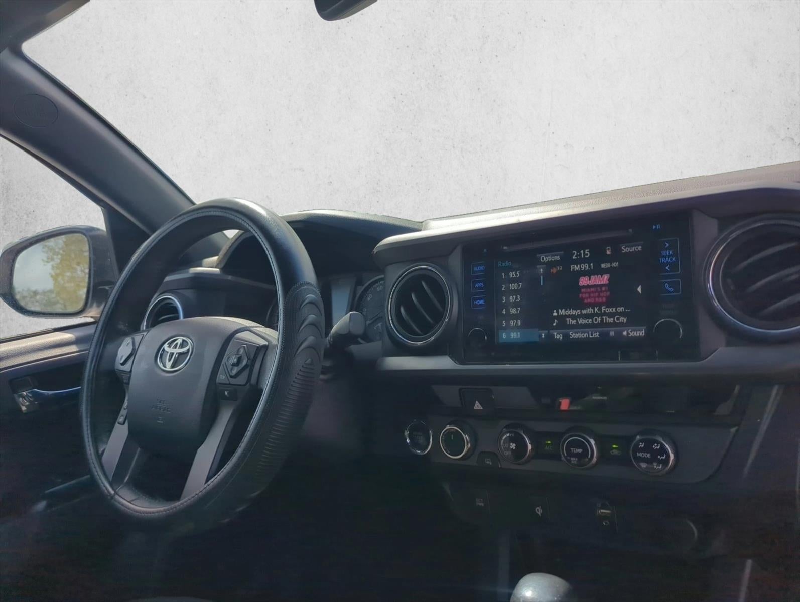 2017 Toyota Tacoma TRD Sport Double Cab 5' Bed V6 4x4 AT (Natl)