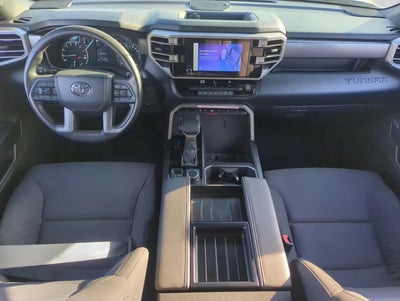 2025 Toyota Tundra 4WD 4WD SR5 CrewMax 5.5' Bed (Natl)