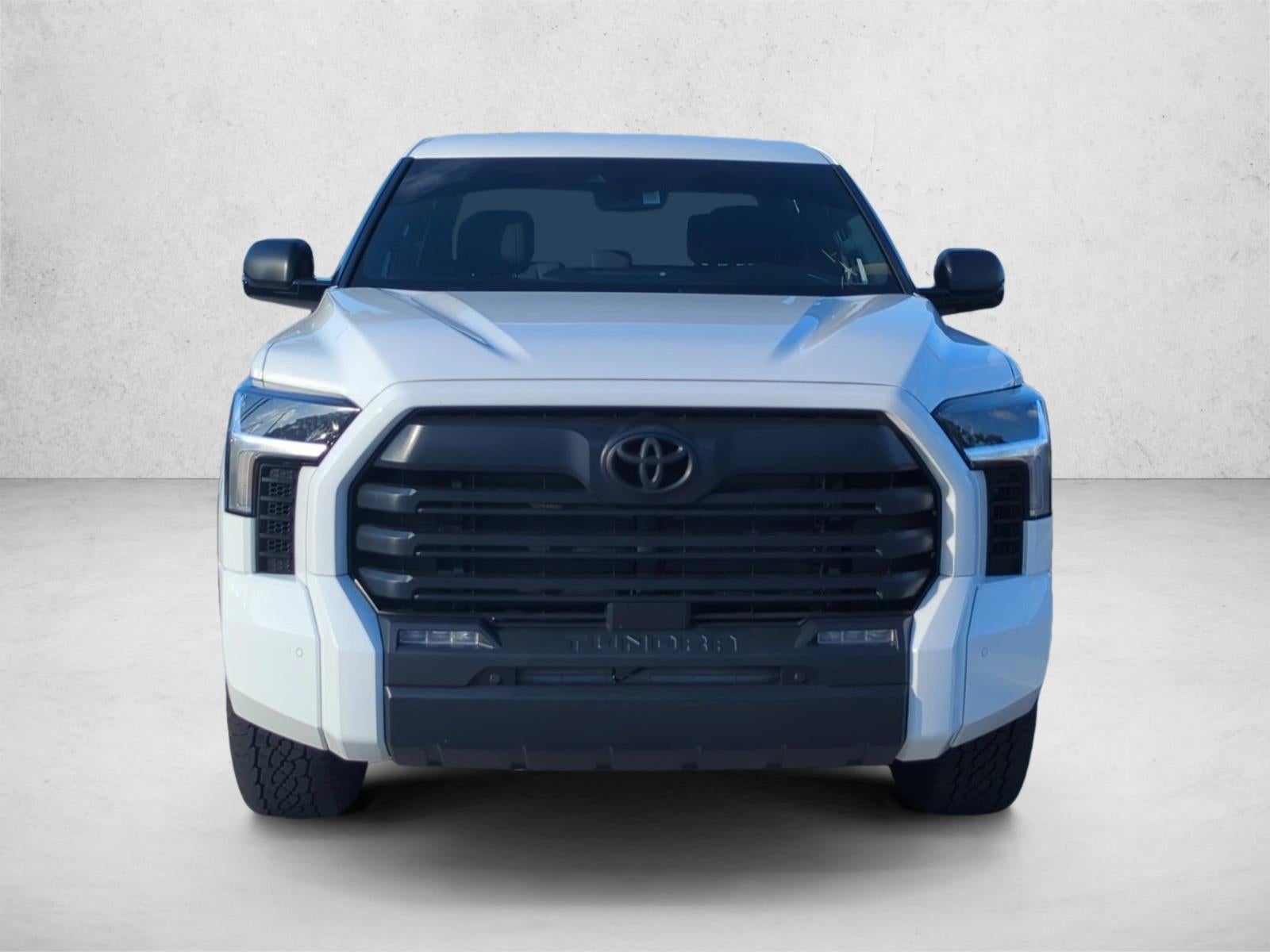 2025 Toyota Tundra 4WD 4WD SR5 CrewMax 5.5' Bed (Natl)