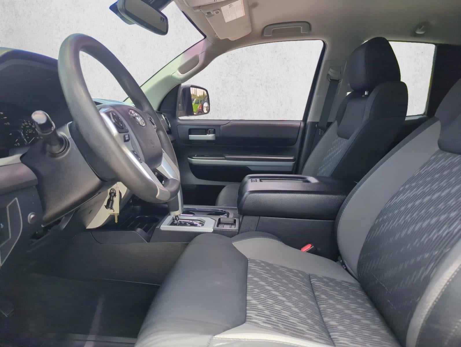 2018 Toyota Tundra 2WD 2WD SR5 Double Cab 6.5' Bed 4.6L (Natl)