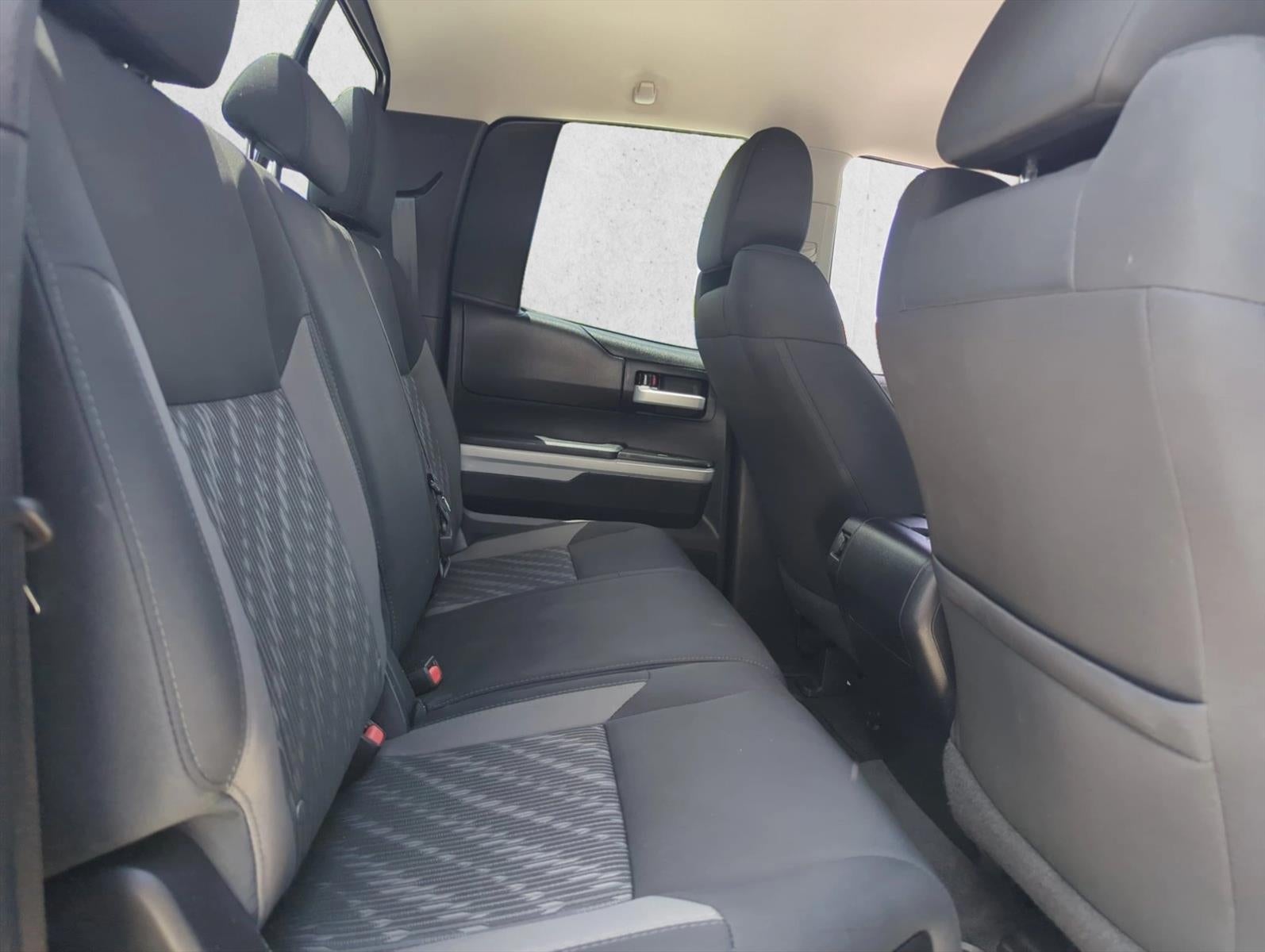 2018 Toyota Tundra 2WD 2WD SR5 Double Cab 6.5' Bed 4.6L (Natl)