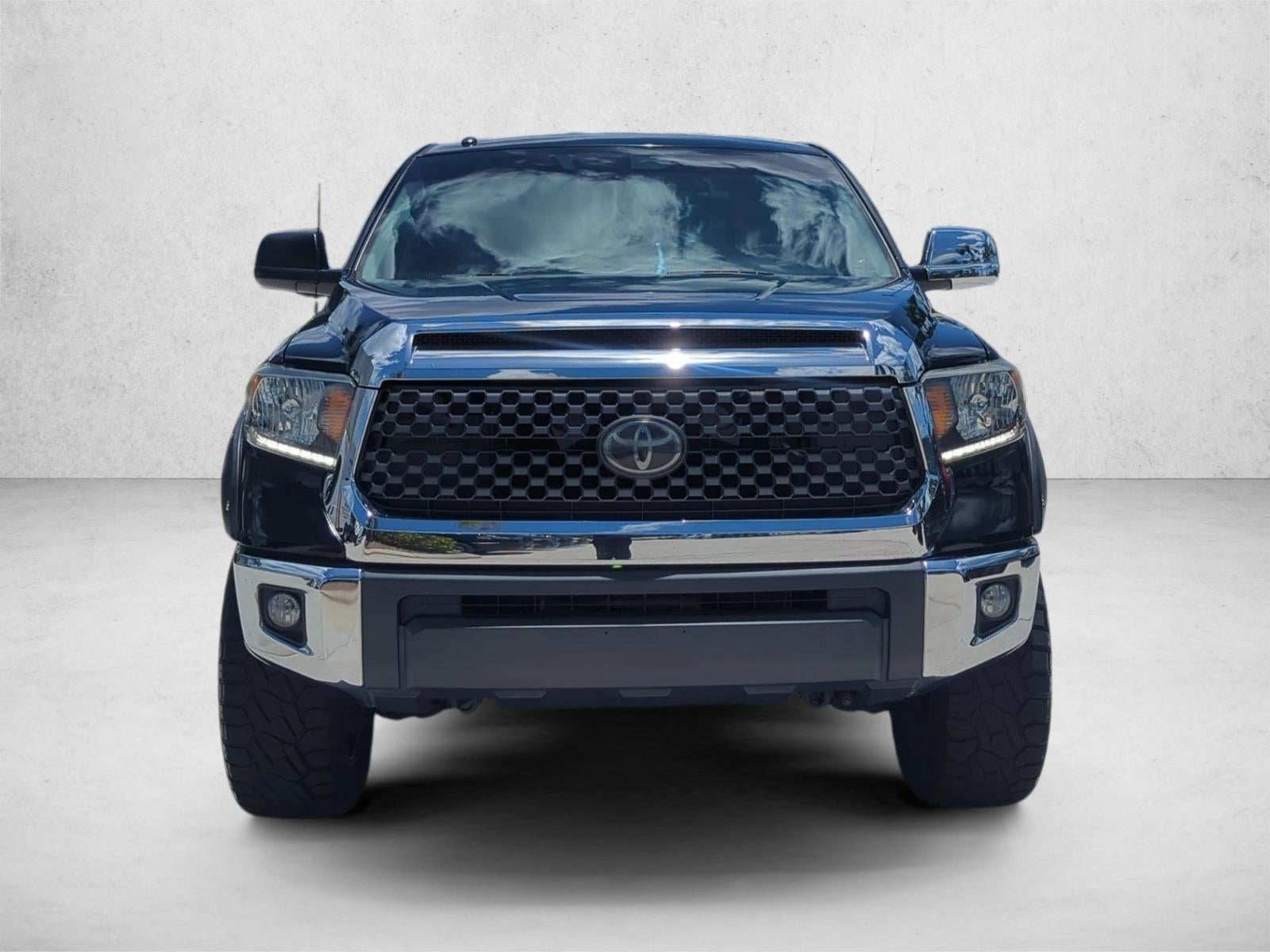 2018 Toyota Tundra 2WD 2WD SR5 Double Cab 6.5' Bed 4.6L (Natl)