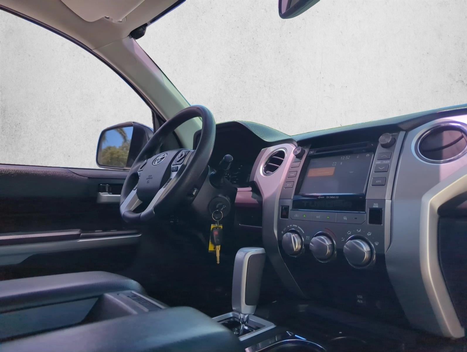 2018 Toyota Tundra 2WD 2WD SR5 Double Cab 6.5' Bed 4.6L (Natl)