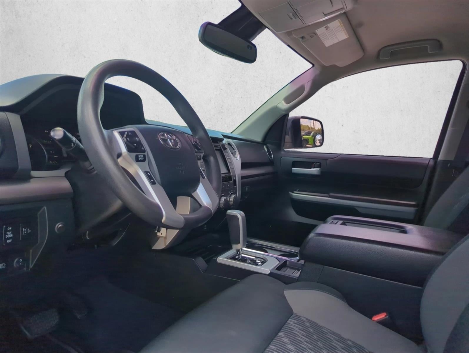 2018 Toyota Tundra 2WD 2WD SR5 Double Cab 6.5' Bed 4.6L (Natl)
