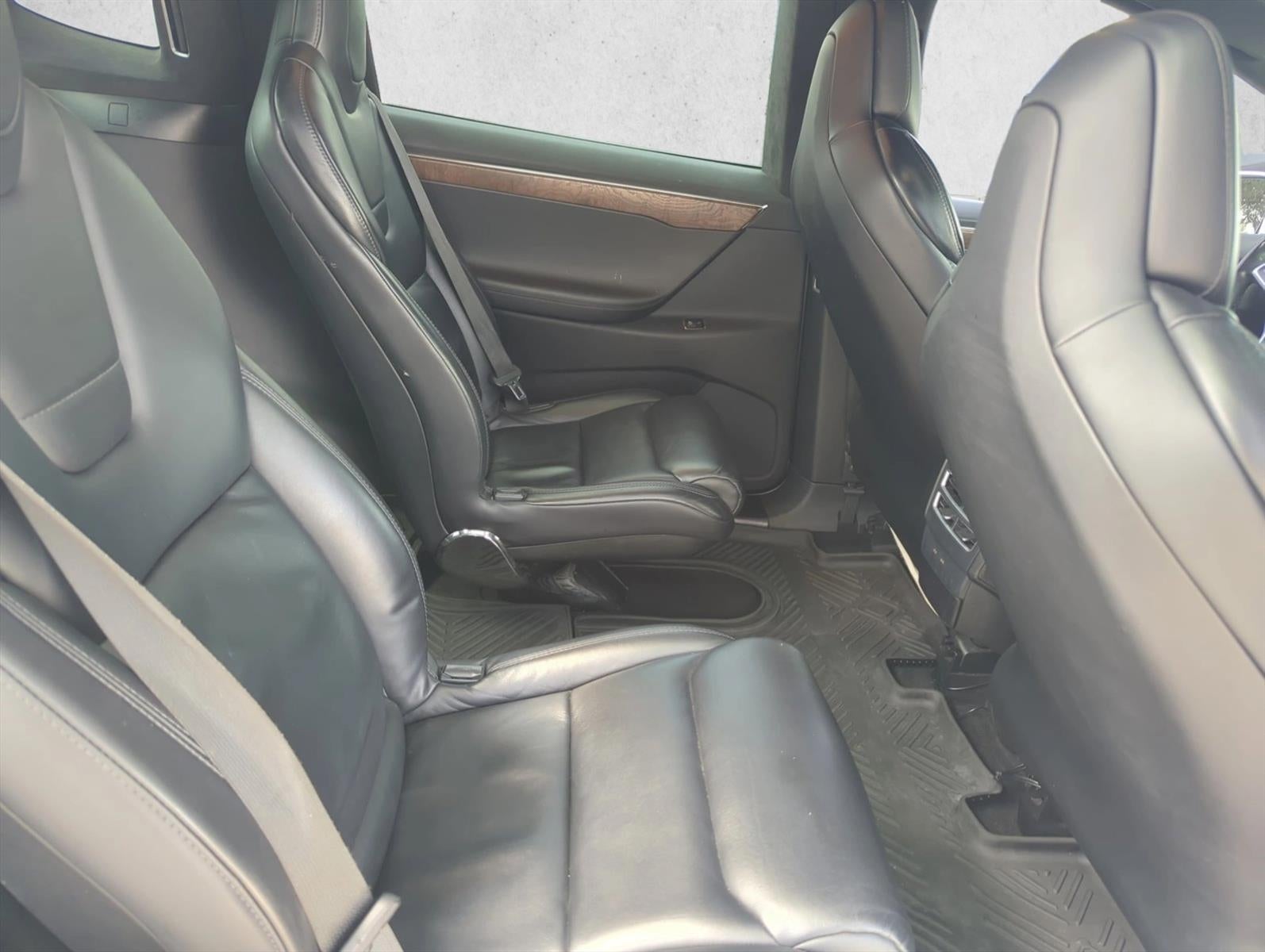 2017 Tesla Model X 90D AWD *Ltd Avail*