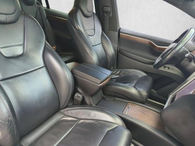 2017 Tesla Model X 90D AWD *Ltd Avail*