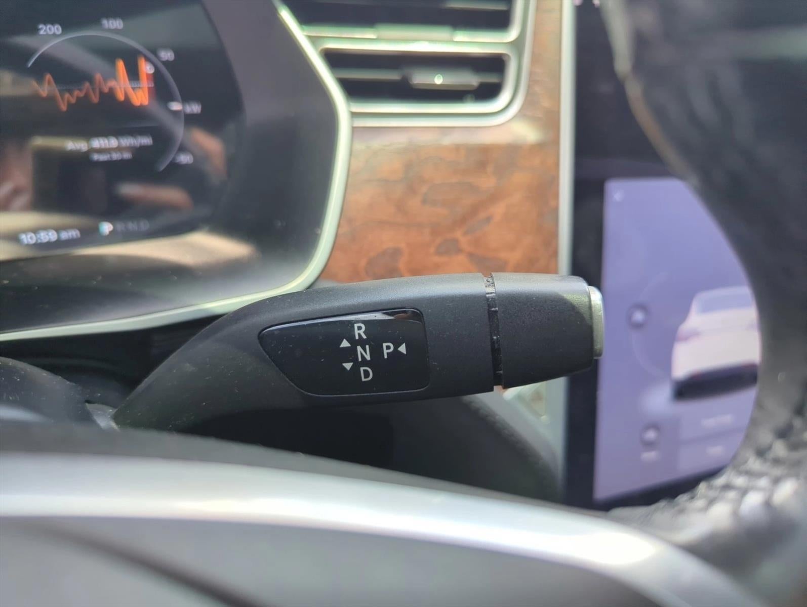 2017 Tesla Model X 90D AWD *Ltd Avail*