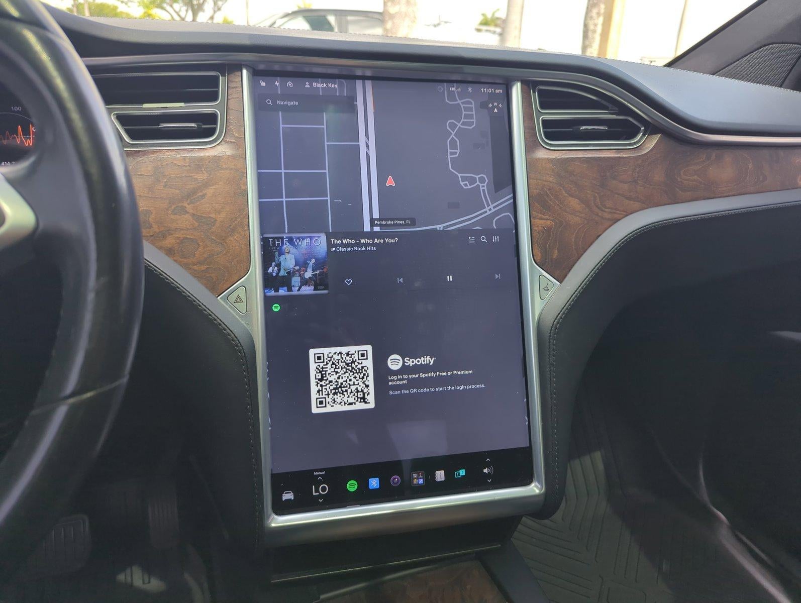 2017 Tesla Model X 90D AWD *Ltd Avail*