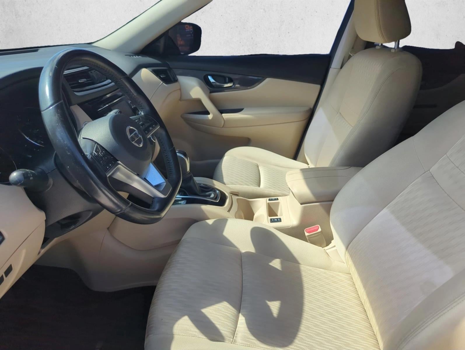 2017 Nissan Rogue FWD SV