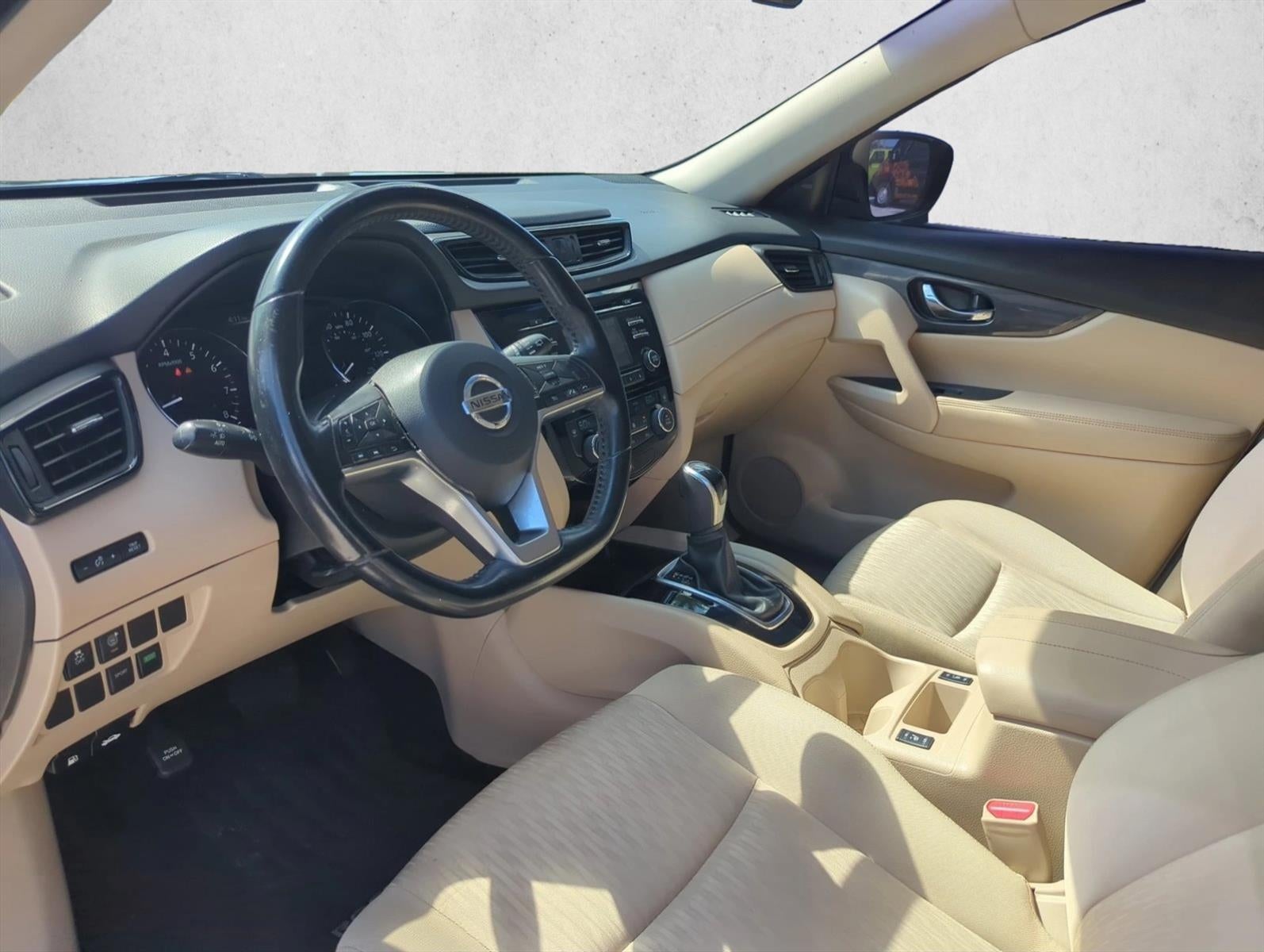2017 Nissan Rogue FWD SV