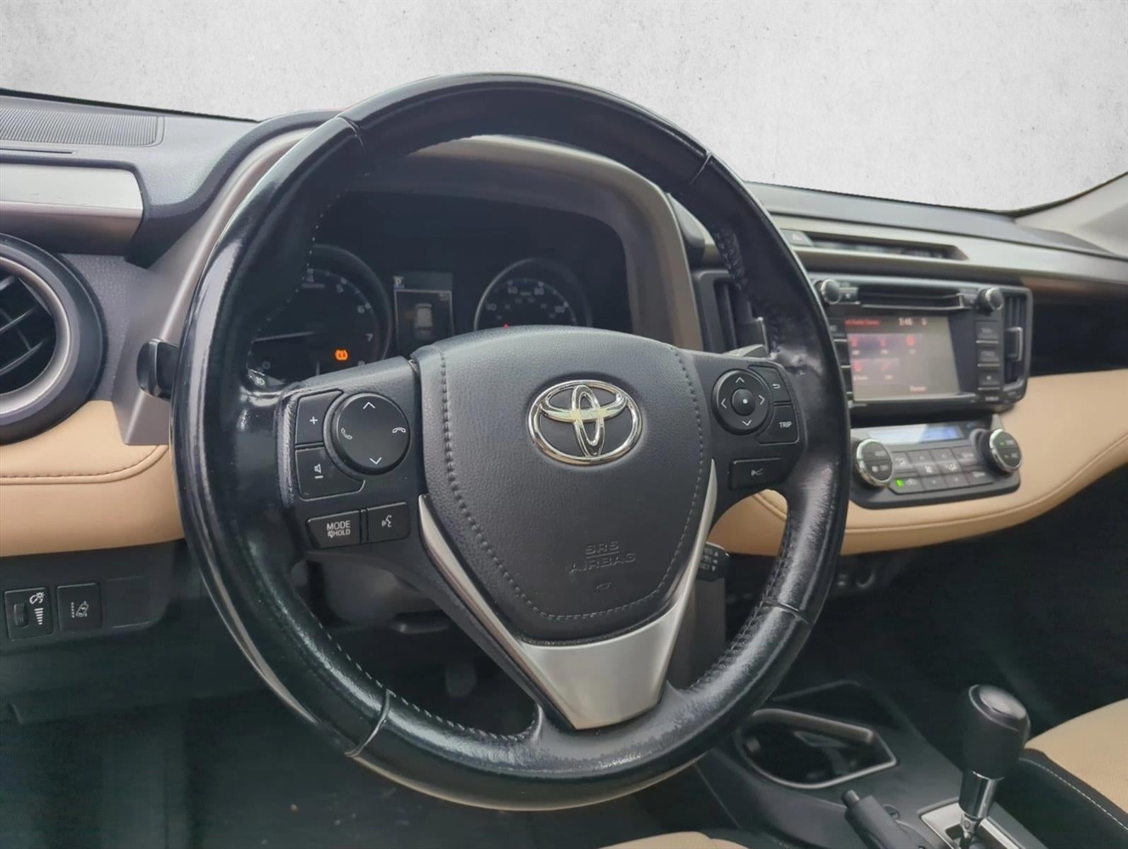 2018 Toyota RAV4 XLE FWD (GS)
