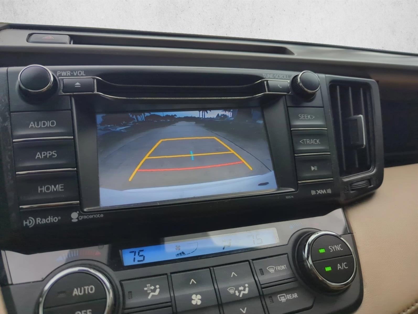 2018 Toyota RAV4 XLE FWD (GS)