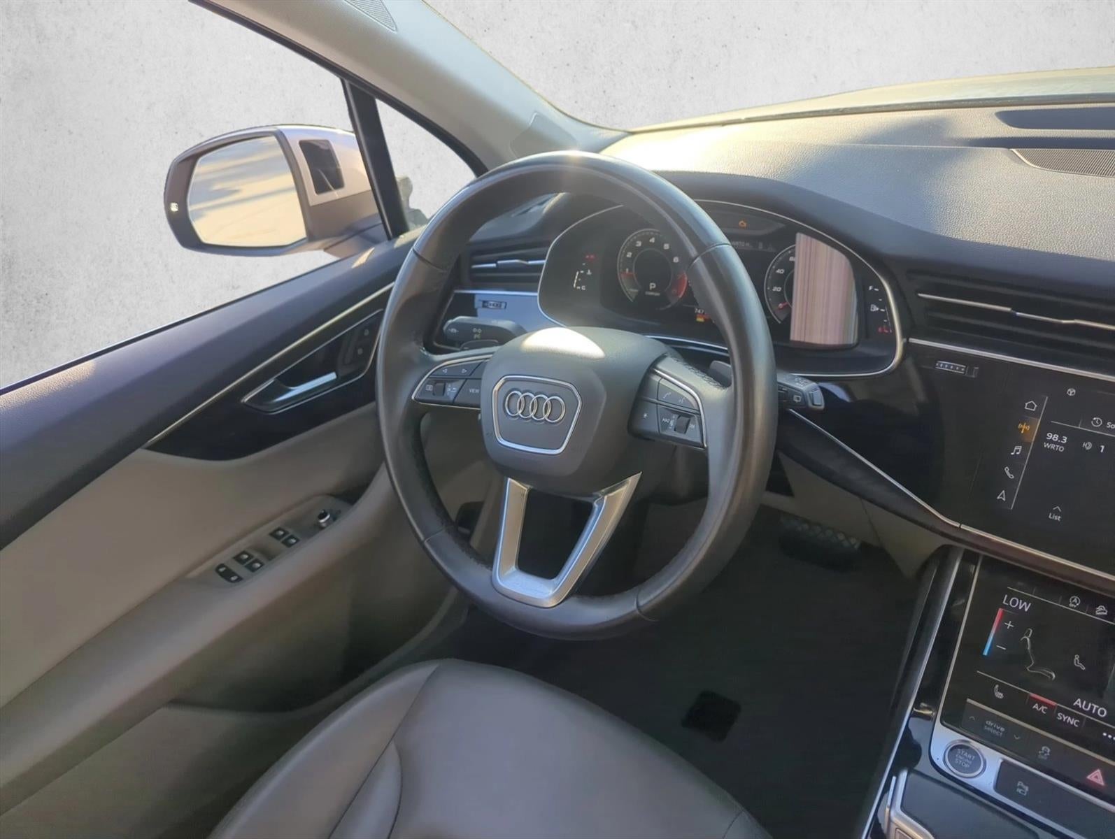 2021 Audi Q7 Premium Plus 45 TFSI quattro