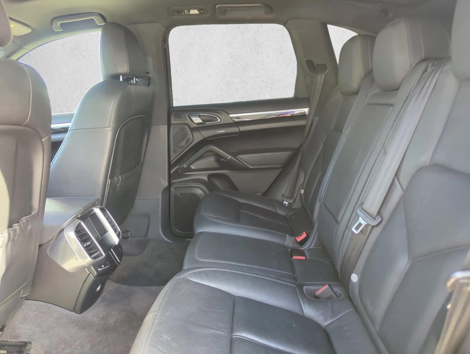 2012 Porsche Cayenne AWD 4dr S Hybrid