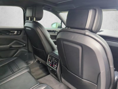 2022 Porsche Cayenne Platinum Edition Coupe AWD
