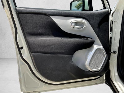 2018 Jeep Renegade Latitude FWD