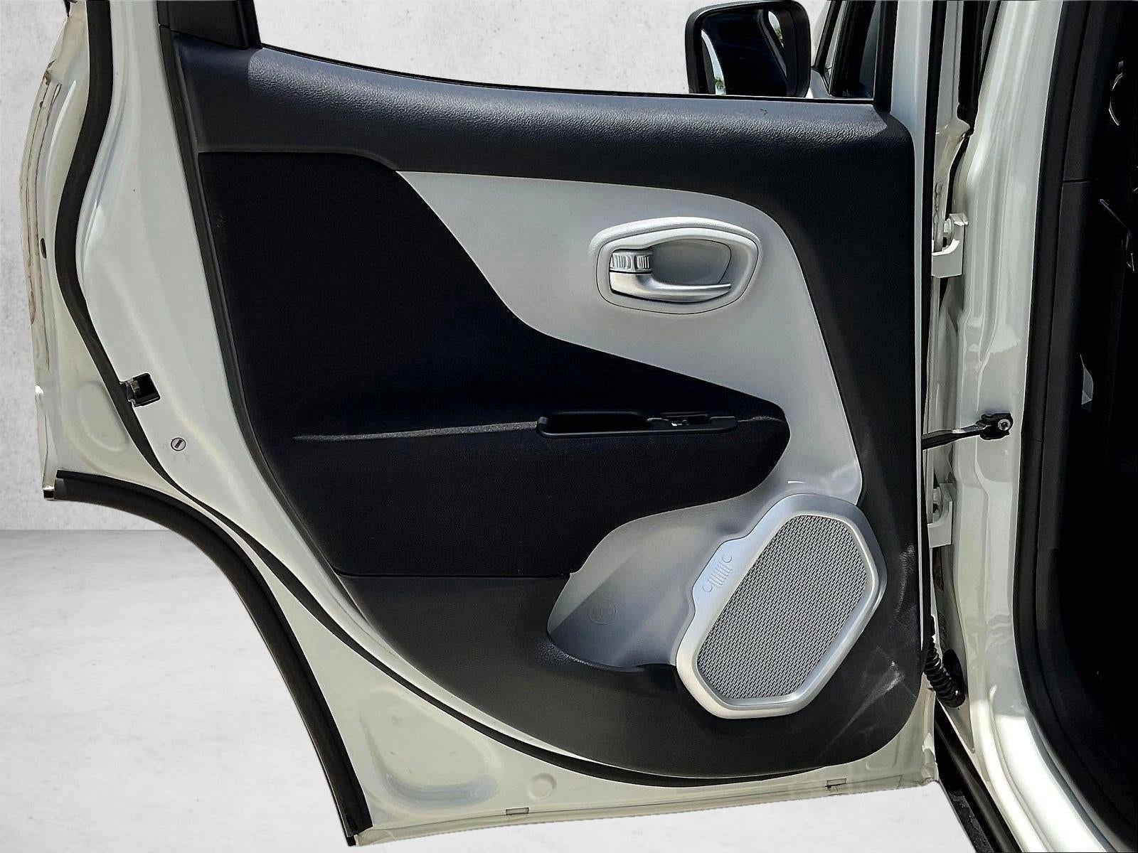 2018 Jeep Renegade Latitude FWD