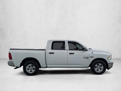 2019 RAM 1500 Classic Tradesman 4x2 Crew Cab 5'7" Box