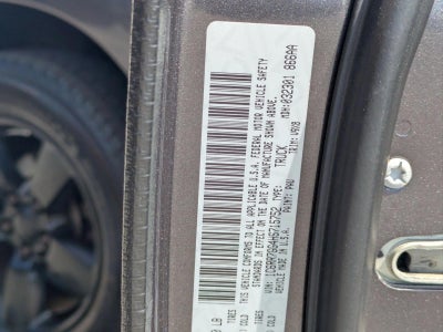 2017 RAM 1500 SLT 4x4 Quad Cab 6'4" Box