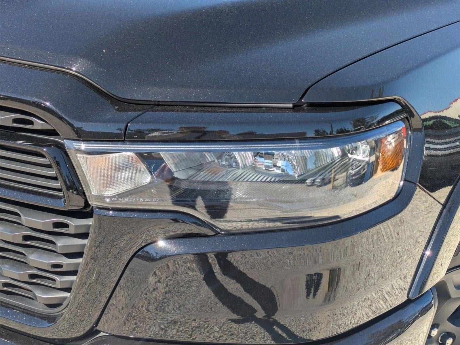 2025 RAM 1500 Big Horn 4x4 Crew Cab 5'7" Box