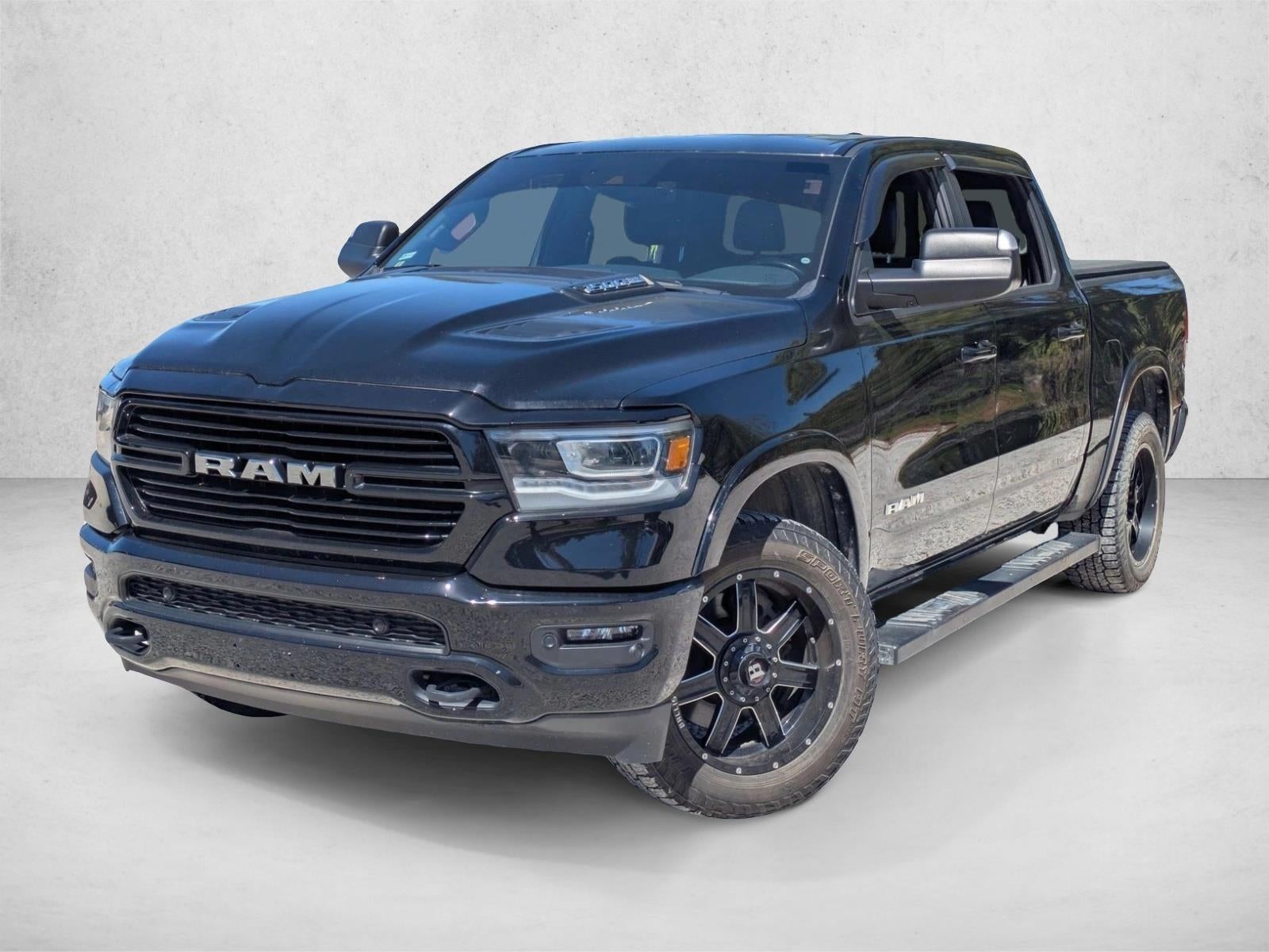 2021 RAM 1500 Laramie 4x4 Crew Cab 5'7" Box