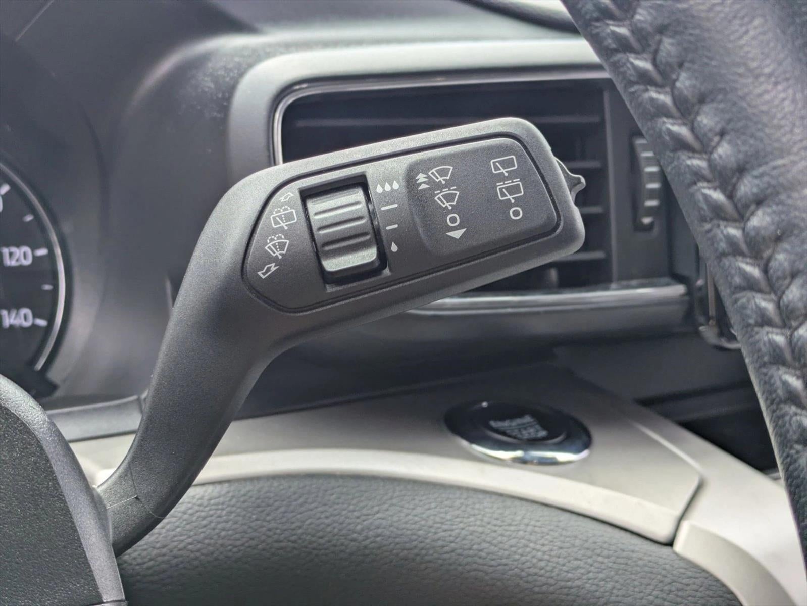2023 Ford Explorer XLT 4WD