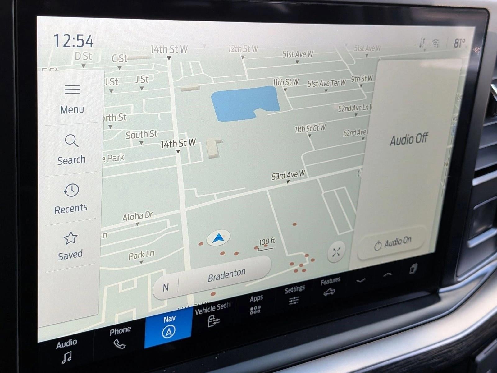 2023 Ford Super Duty F-450 DRW LARIAT 4WD Crew Cab 8' Box